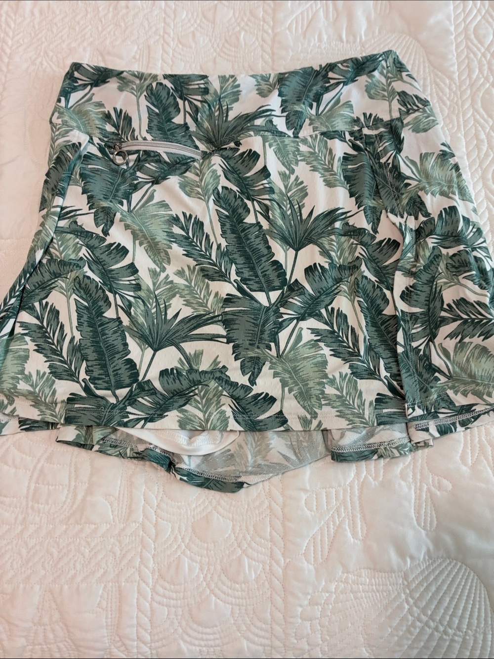 GG Blue Tropical Leaf Print Skort in Green and White